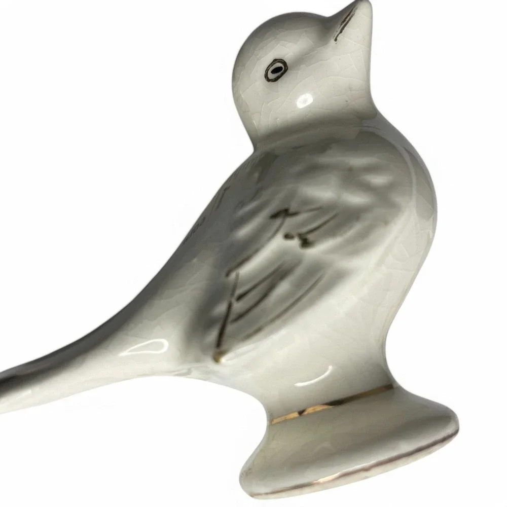Dove Bird Salt and Pepper Shakers VTG White Gold Mid‎ Century 3